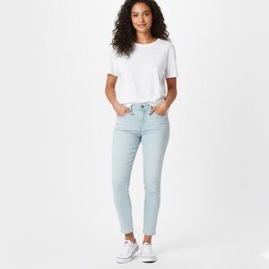 J Brand light denim ankle skinny jeans - size 25